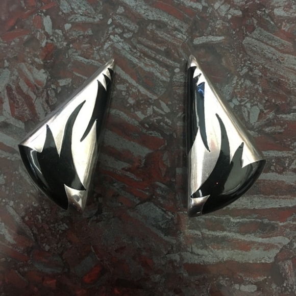 Triangular Black and Sterling Silver Clip Ons - Picture 1 of 2